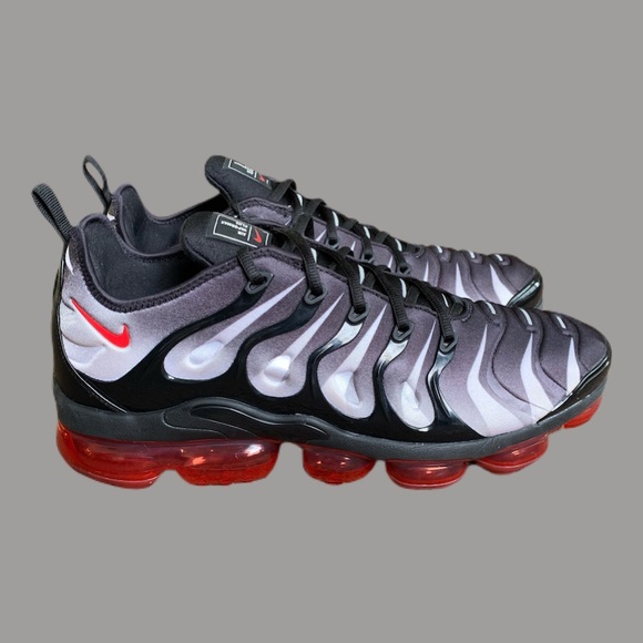 nike vapormax shark bite